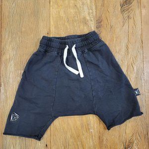 nununu shorts, 12-24 months